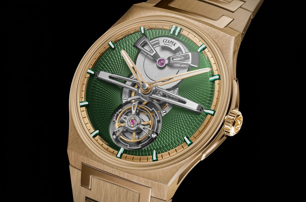Czapek Antarctique "Victory Green": A Collector's Commission Becomes a 10-Piece Gold Tourbillon