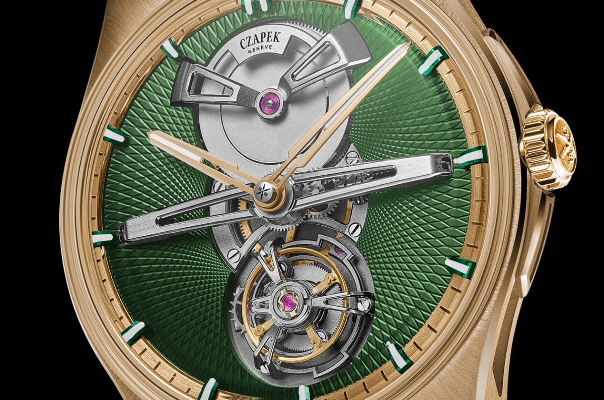 Czapek Antarctique "Victory Green": A Collector's Commission Becomes a 10-Piece Gold Tourbillon