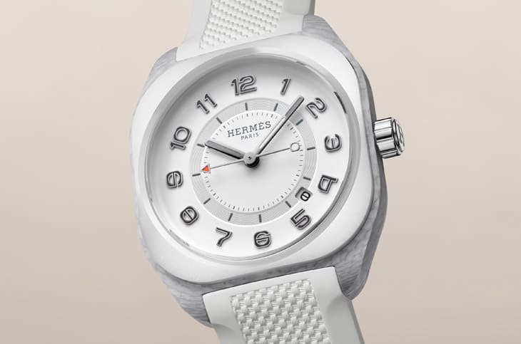 Hermès H08 in Chantilly White and Malta Blue: A Study in Light and Glass Fibre